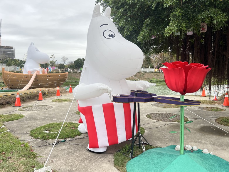 看花燈 ！結果看到另一種燈！