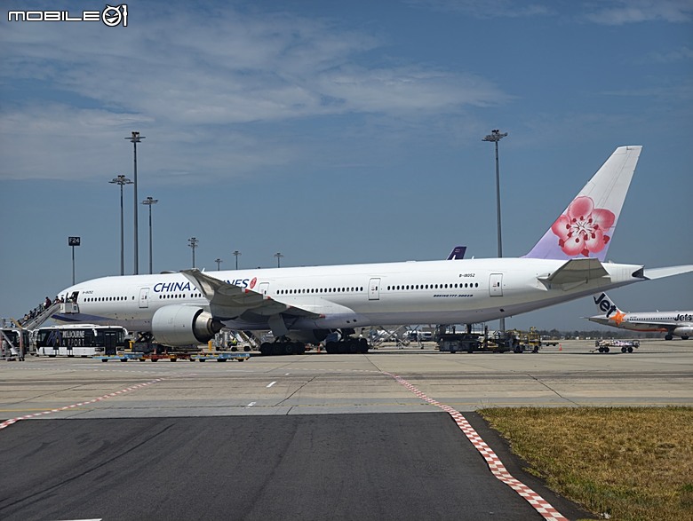 中華航空 CI057 桃園&rArr;墨爾本、CI054 布里斯本&rArr;桃園、澳洲國內線 維珍航空 VA827 墨爾本&rArr;雪梨、VA511 雪梨&rArr;黃金海岸，以及東澳四城之四座機場 — 2026東澳洲四大城巡遊之航空行程段
