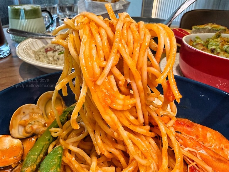 平價義大利麵、燉飯、焗烤推薦,主餐送超大杯飲料,聚餐、下午茶首選