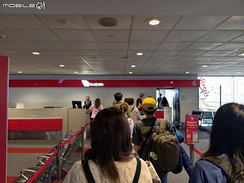 中華航空 CI057 桃園&rArr;墨爾本、CI054 布里斯本&rArr;桃園、澳洲國內線 維珍航空 VA827 墨爾本&rArr;雪梨、VA511 雪梨&rArr;黃金海岸，以及東澳四城之四座機場 — 2026東澳洲四大城巡遊之航空行程段