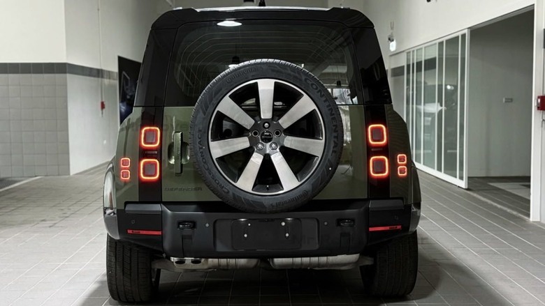 2026Defender新款「綠」, Woolstone Green 伍爾斯通綠