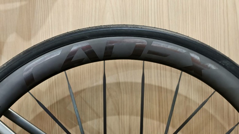 點我看大圖 新車開箱 evolve cima