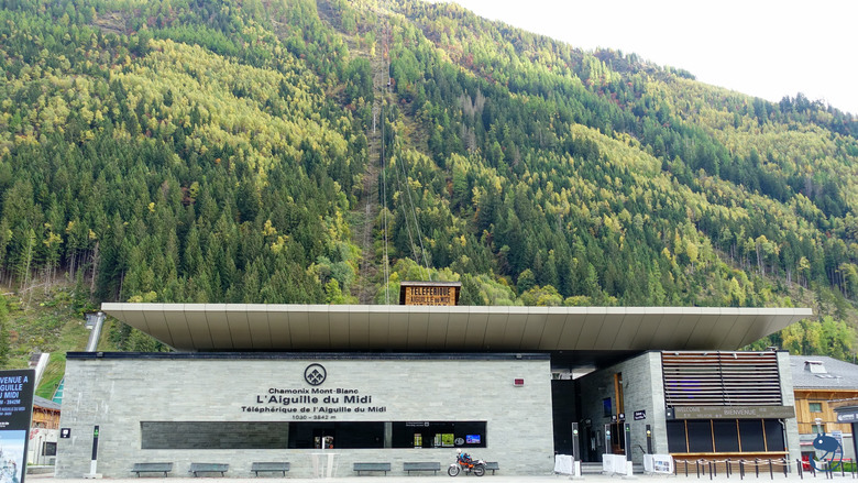 點我看大圖 法國-夏慕尼|*從夏慕尼出發 抵達天空的邊緣* 南針峰 Aiguille du Midi