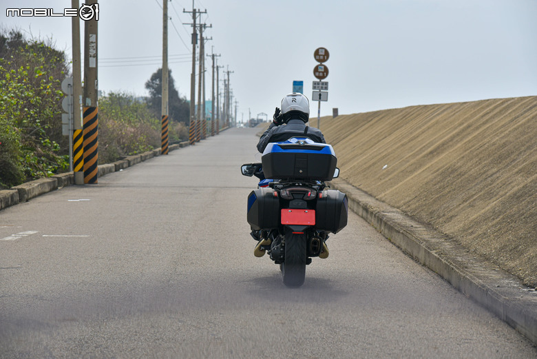 BMW R 1300 RT 環島試駕｜巨鯨巡山海，三十啟壯遊