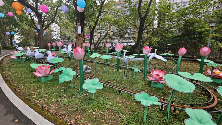 春節過後之走春 & 春酒行 - 桃園燈會 / 新東南海鮮餐廳 / 建國花市~