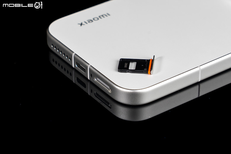 小米 Xiaomi 17 Ultra 體驗｜LOFIC HDR+連續光學變焦雙創新，「夜神」影像旗艦再進化！