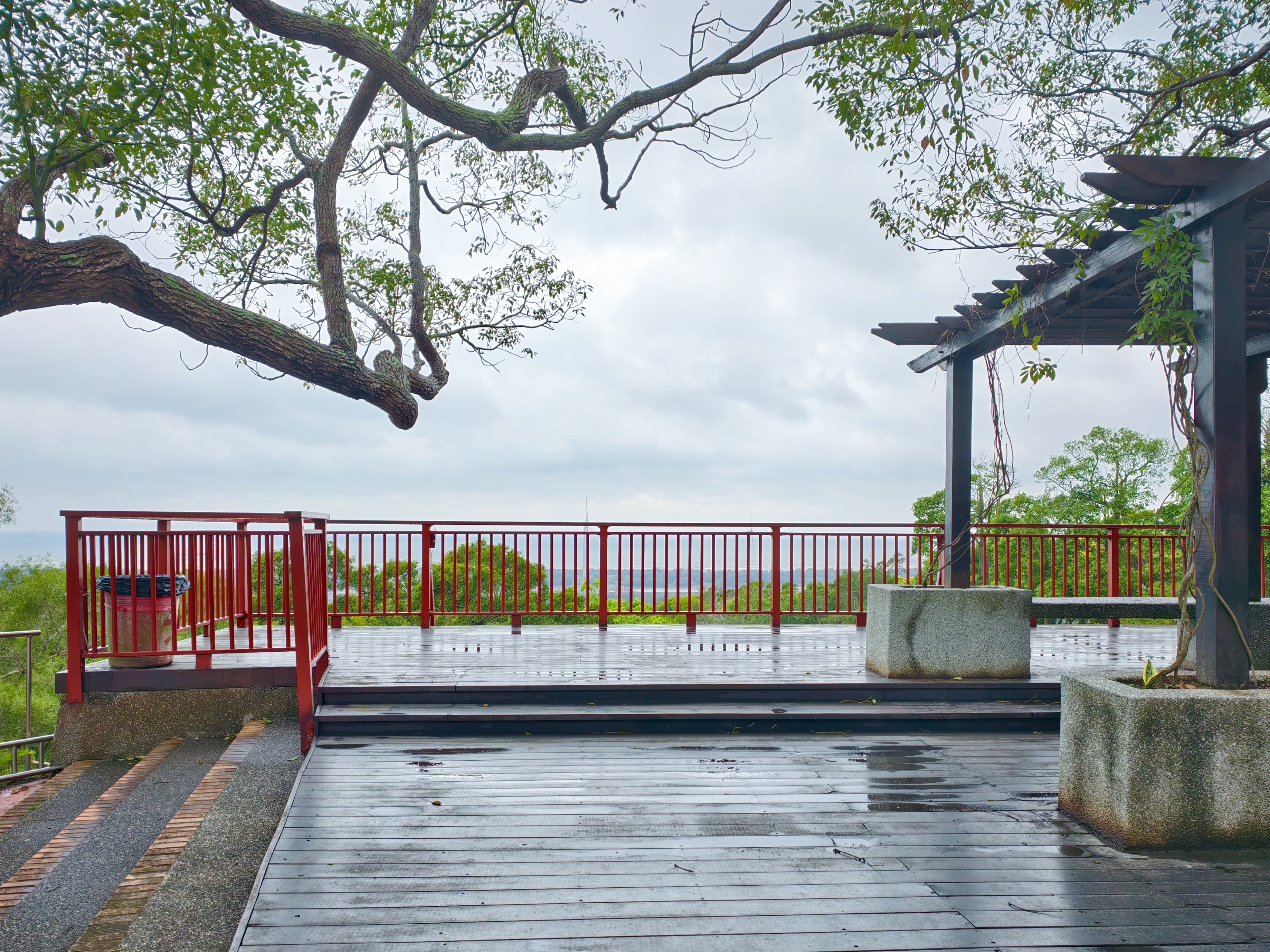 一點點日本味的通霄神社｜好好的約會，怎麼就變成雙人進香團了？