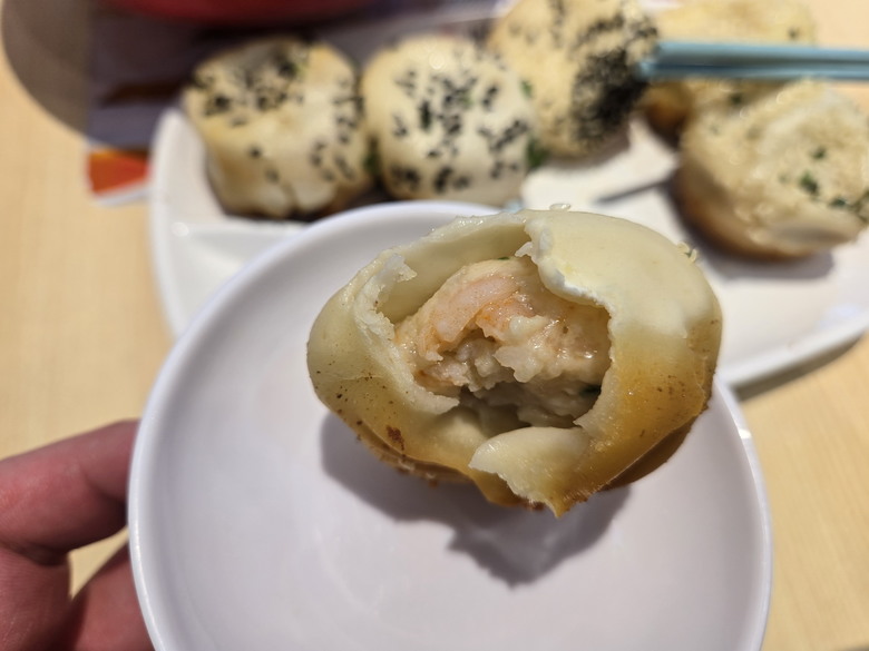 珠海拱北地下商場的小楊生煎