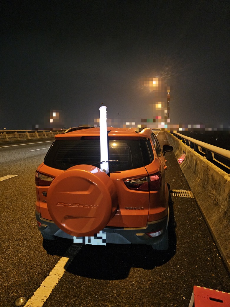 Ecosport高速公路爆胎