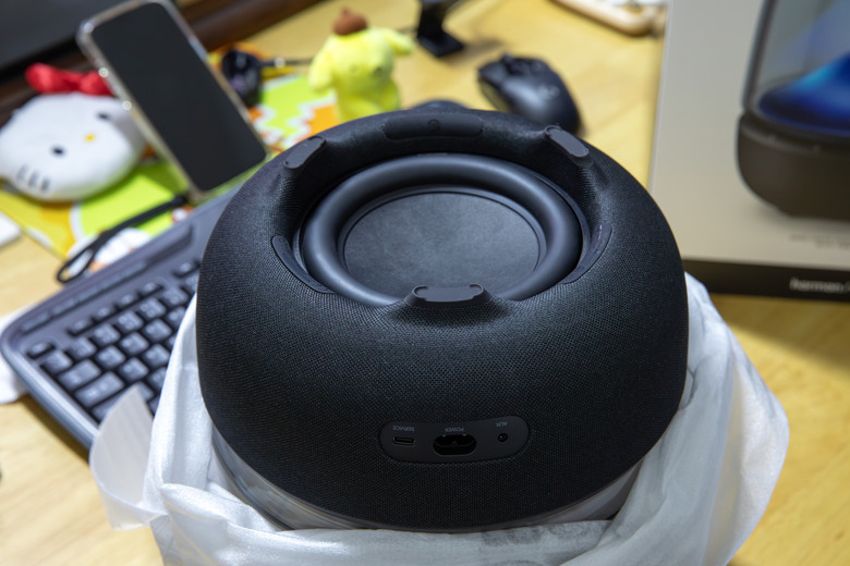 顏值與音質兼具的夢幻藍芽音響 H/K AURA Studio 5 開箱