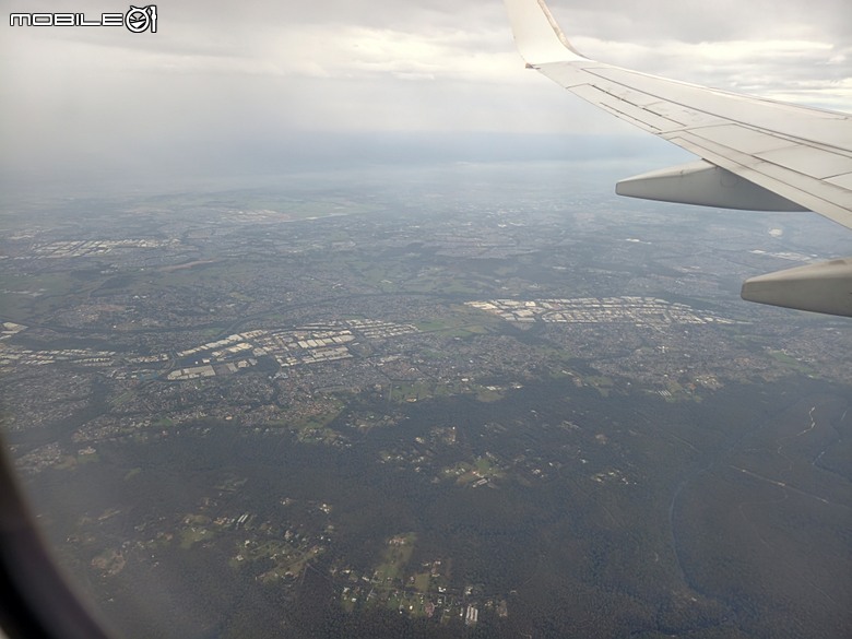 中華航空 CI057 桃園&rArr;墨爾本、CI054 布里斯本&rArr;桃園、澳洲國內線 維珍航空 VA827 墨爾本&rArr;雪梨、VA511 雪梨&rArr;黃金海岸，以及東澳四城之四座機場 — 2026東澳洲四大城巡遊之航空行程段