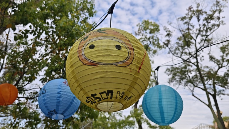 春節過後之走春 & 春酒行 - 桃園燈會 / 新東南海鮮餐廳 / 建國花市~