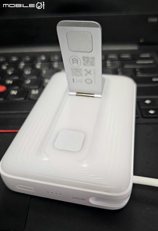 開箱 | Anker Zolo 自帶線行動電源 A1116