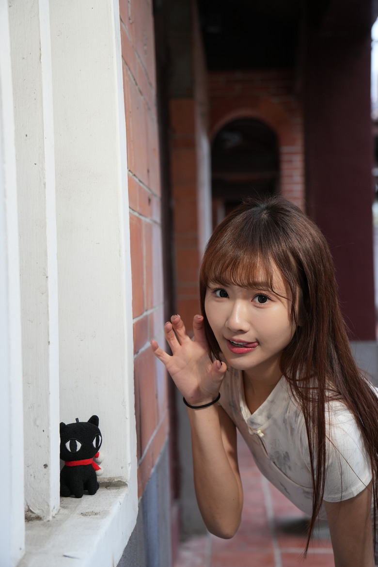 【 陳愉落雁之Angel 】唯卓仕 56mm F1.2 E 拍出的愉"星"味