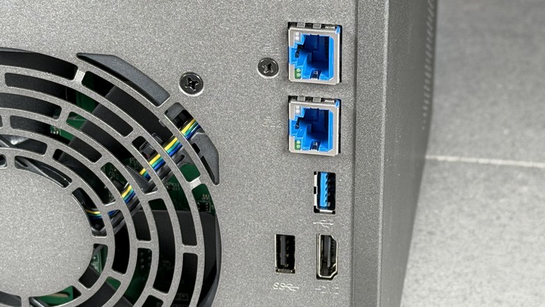 [開箱測試 AS6704T v2] 華芸 Asustor 推出 LOCKERSTOR Gen 2 系列 NAS 搭配超大容量 Seagate Ironwolf PRO 30TB 硬碟