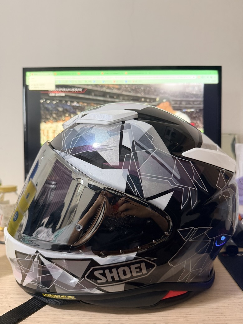 日本買帽 SHOEI Z8 開箱