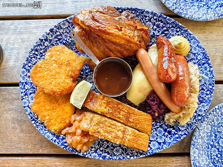 黃金海岸之衝浪者天堂(Surfers Paradise)、天頂瞭望臺 (SkyPoint Observation Deck)、 藝術之家(Home of the Arts, HOTA)、太平洋購物中心 (Pacific Fair Shopping Centre),附掛朋友招待JW Marriott Gold Coast Resort & Spa餐點 — 2026東澳洲四大城巡遊之黃金海岸段 第2部