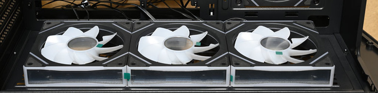 SAMA V71 BLACK機殼開箱