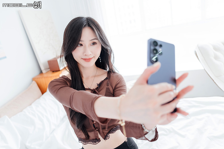 Samsung Galaxy S26 Ultra 評測報告｜不僅是全能旗艦，更是懂你的 AI 助理！