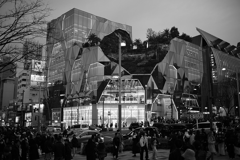[分享] 當旅遊照少了色彩(上) — Leica M10