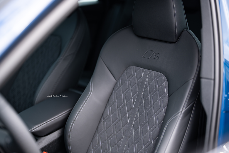 交車分享｜Audi A5 Sedan TFSI 110kW S line｜金屬星夜藍・Ascari Blue Metallic・9W