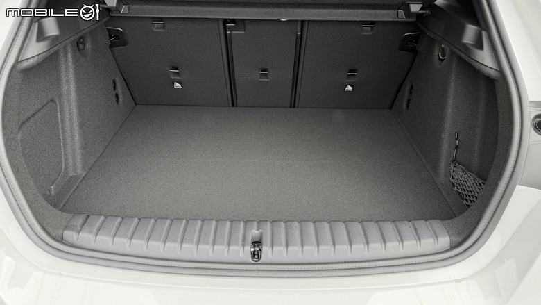 【開箱】BMW 120 M Sport