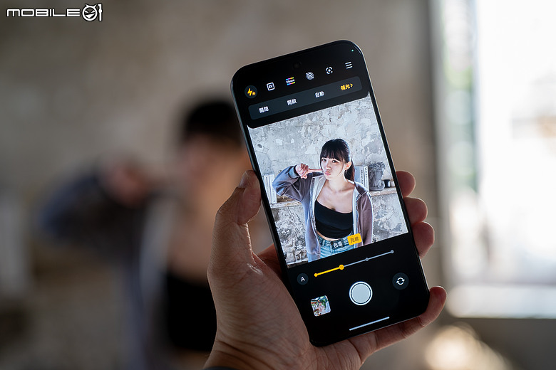 realme 16 Pro 5G 體驗|坐擁大電量與 AI 創作優勢的中階人像機!