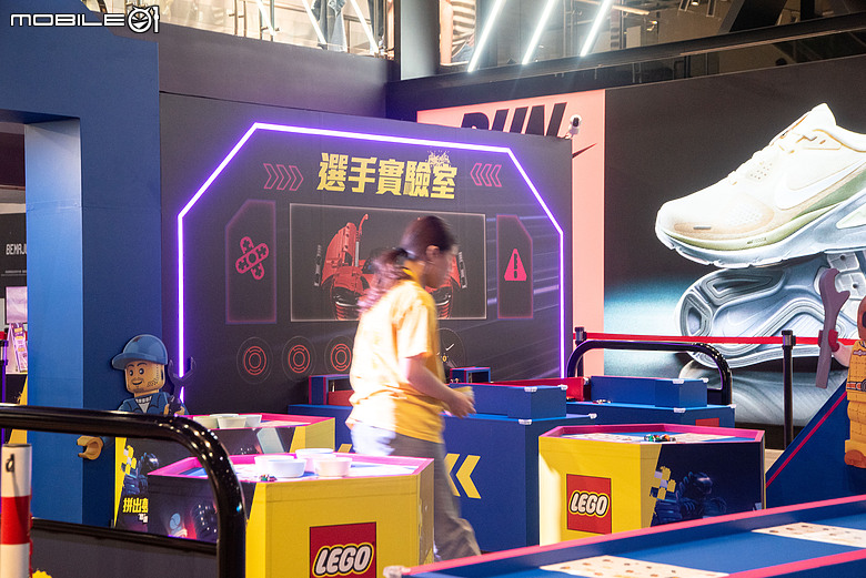【採訪】LEGO樂高「拼出夢幻車」主題活動於台茂登場！闖關遊戲加1：1法拉利F1賽車展示！