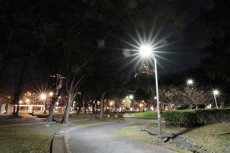 Sigma 15mm F1.4 DC Contemporary 評測報告｜黃金視角與極致輕巧的完美結合 ft. X-E5