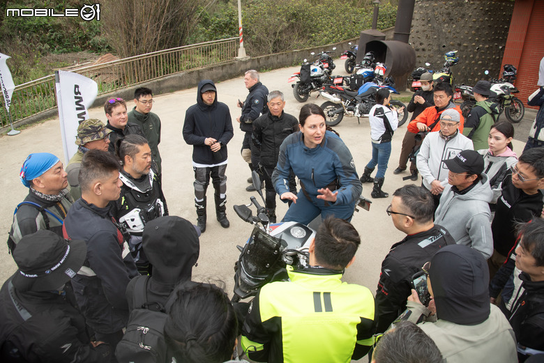 點我看大圖 BMW Motorrad 越野駕駛訓練課程全記錄,國際教官手把手帶你解任務!