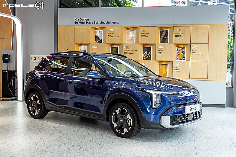 【採訪】Kia Stonic 單一車型 89.9 萬元正式上市，可加價 2 萬選用「莫蘭迪綠套件」！