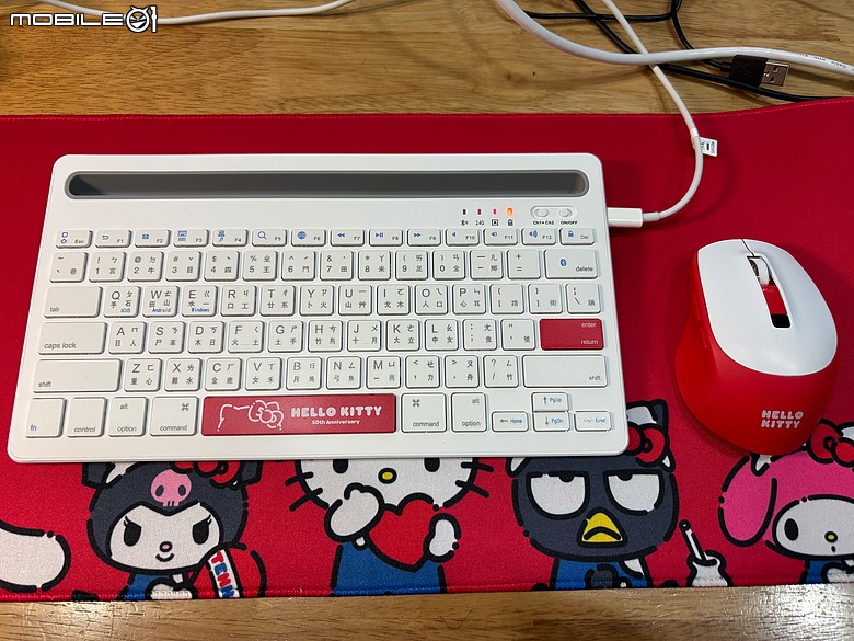 點我看大圖 MSI PRO MP273W E14A 開箱|幫女兒升級第一個學習桌面,順便讓 Hello Kitty 50週年鍵鼠正式出山