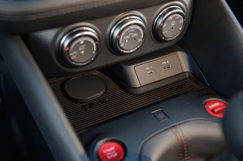 NISMO六速手排回歸 2027 年式美規 Nissan Z / Z NISMO 小改款登場