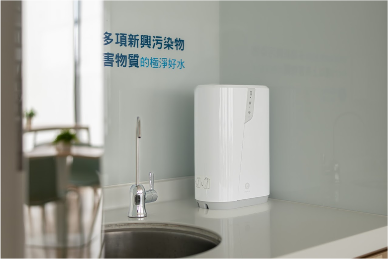 【開箱】eSpring 益之源淨水器 Pro，過濾效果 ＋ 濾心大拆解！家用淨水器推薦