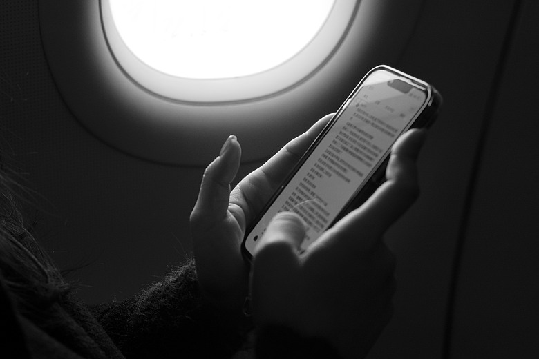 當旅程褪去繽紛（一）——徠卡M10的單色美學