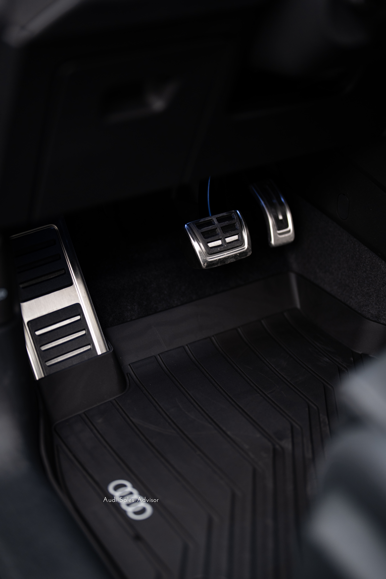 Audi SQ6 e-tron|珍珠鋼鐵灰・Daytona Grey・6Y|交車分享