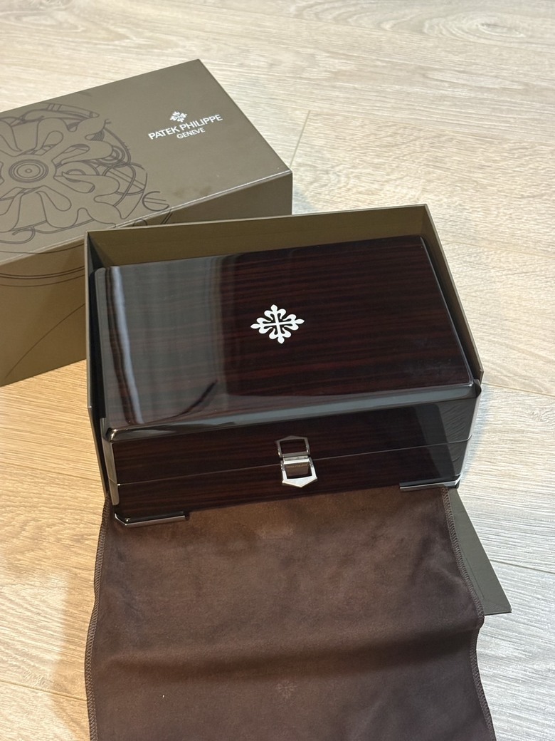 一次購買兩支手錶之百達菲麗 5205G-010