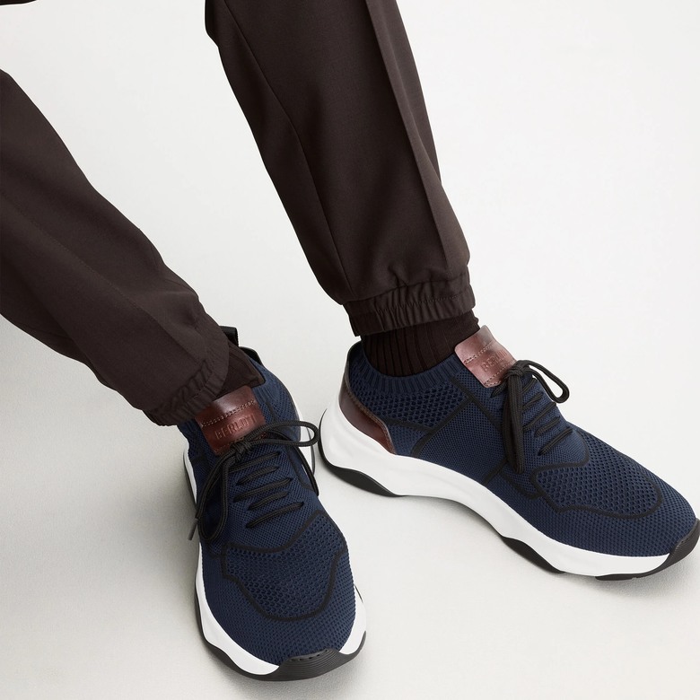 點我看大圖 針織鞋:Berluti Shadow Sneaker vs. Brunello Cucinelli Knit Runner