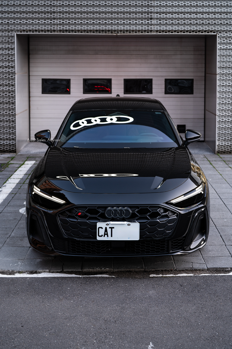 沉穩的神迷黑,蘊藏最溫暖的紅|Audi S5 Sedan|交車分享