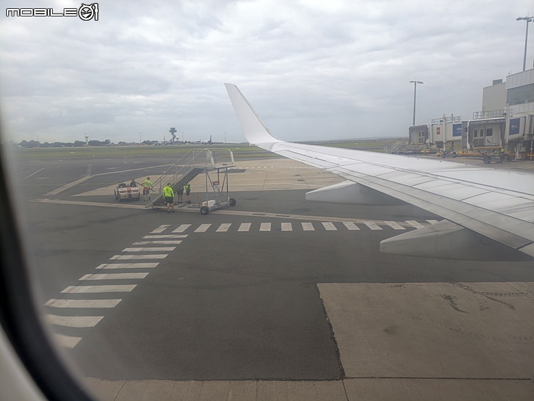 中華航空 CI057 桃園&rArr;墨爾本、CI054 布里斯本&rArr;桃園、澳洲國內線 維珍航空 VA827 墨爾本&rArr;雪梨、VA511 雪梨&rArr;黃金海岸，以及東澳四城之四座機場 — 2026東澳洲四大城巡遊之航空行程段
