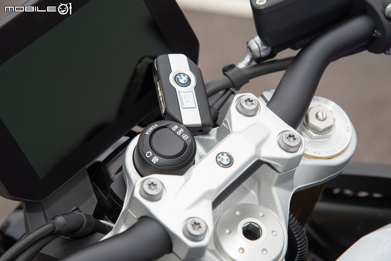 點我看大圖 BMW F 900 R試駕報告|巨劍無鋒、大巧不工!