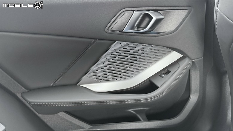 【開箱】BMW 120 M Sport