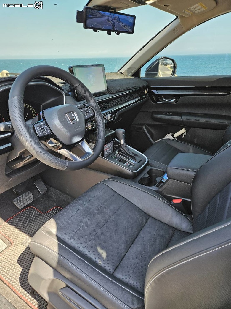 Honda CRV 6 VTi-S 載著寶寶的心得/新車開箱/駕駛四個月