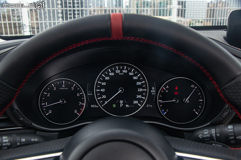 Mazda CX-30 20S Homura 試駕｜不求動力突破，只為精進人車溝通的駕馭感！