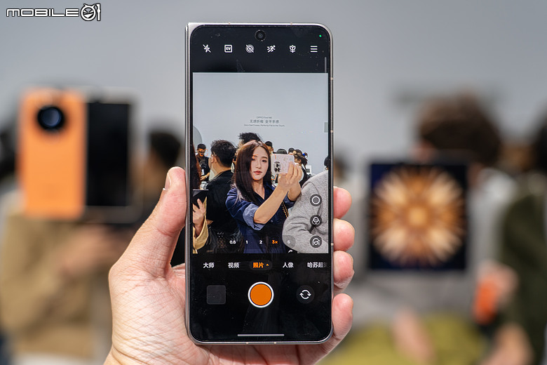 OPPO Find N6 全球發表｜首創無感摺痕、支援 AI 手寫筆，升級 2 億畫素主鏡頭！