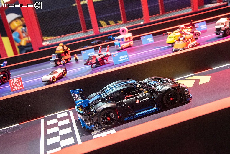 【採訪】LEGO樂高「拼出夢幻車」主題活動於台茂登場！闖關遊戲加1：1法拉利F1賽車展示！