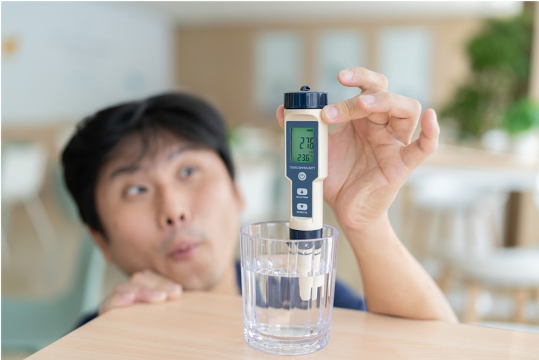 【開箱】eSpring 益之源淨水器 Pro，過濾效果 ＋ 濾心大拆解！家用淨水器推薦