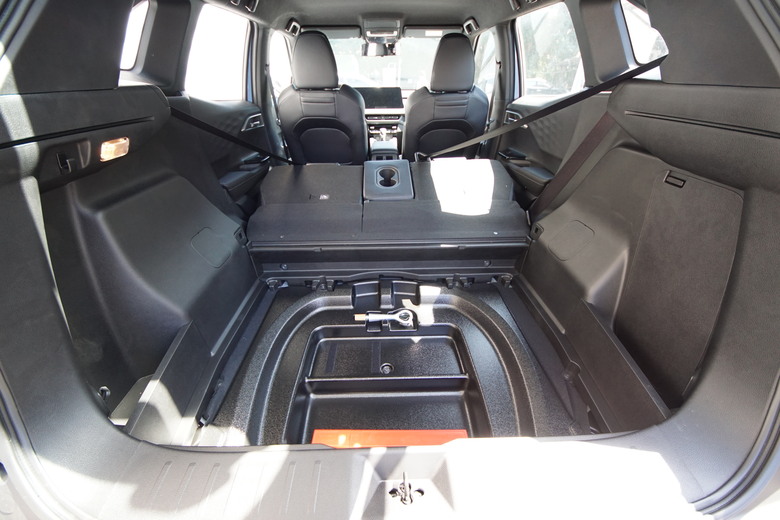 Mitsubishi Xforce 試乘 : 真。跨界小休旅