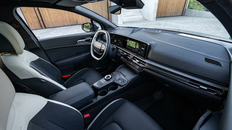 Kia 小改款 Sportage 來台時間出爐！改頭換面展新意 追加油電新動力