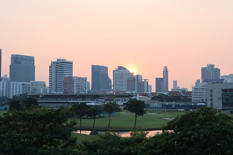 點我看大圖 泰國曼谷--Dusit Central Park百貨/唐人街夜市/ICONSIAM購物中心/美食觀光巴士/BIG C伴手禮天堂/朱拉隆功夜市